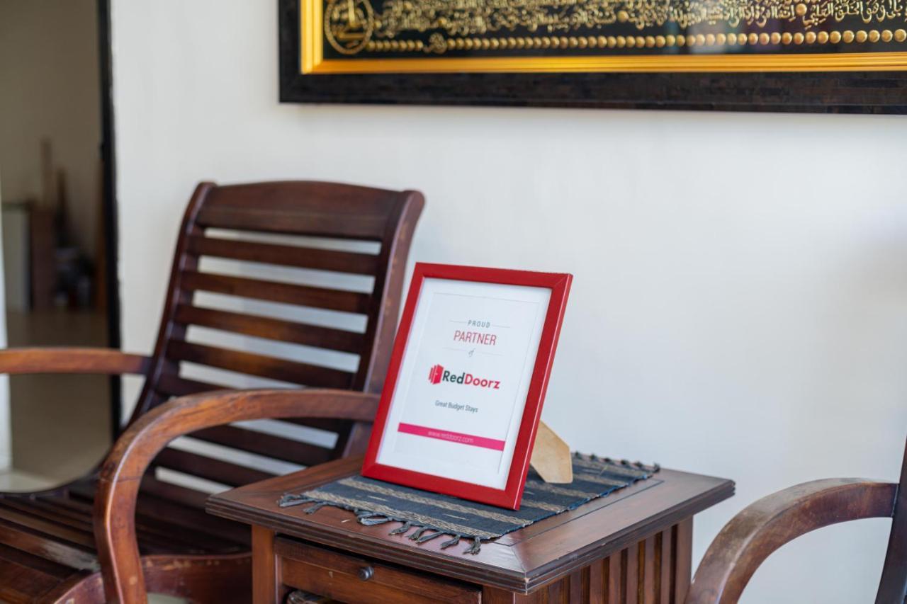 Reddoorz Syariah Near Marvel City Mall 2 Surabaya Buitenkant foto