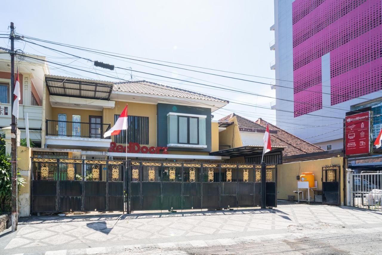 Reddoorz Syariah Near Marvel City Mall 2 Surabaya Buitenkant foto