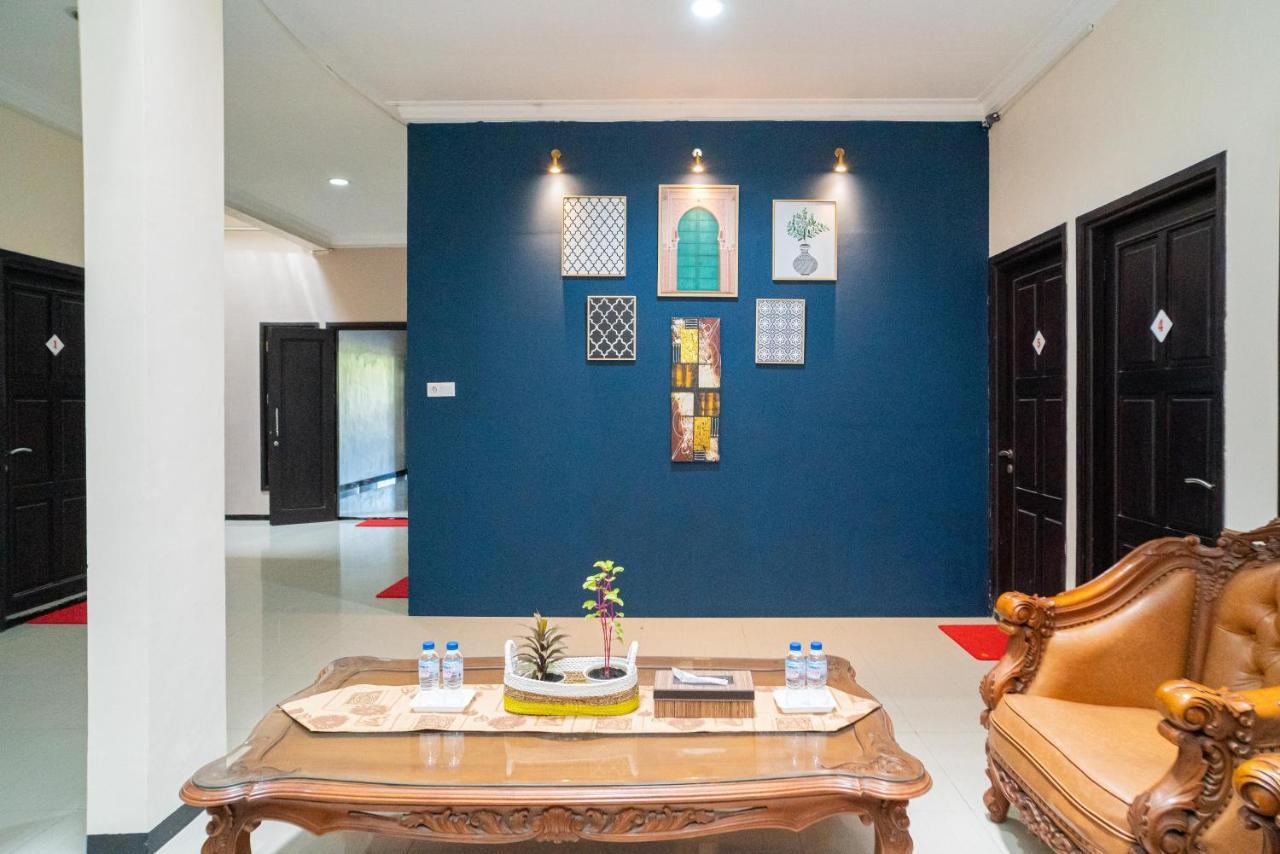 Reddoorz Syariah Near Marvel City Mall 2 Surabaya Buitenkant foto