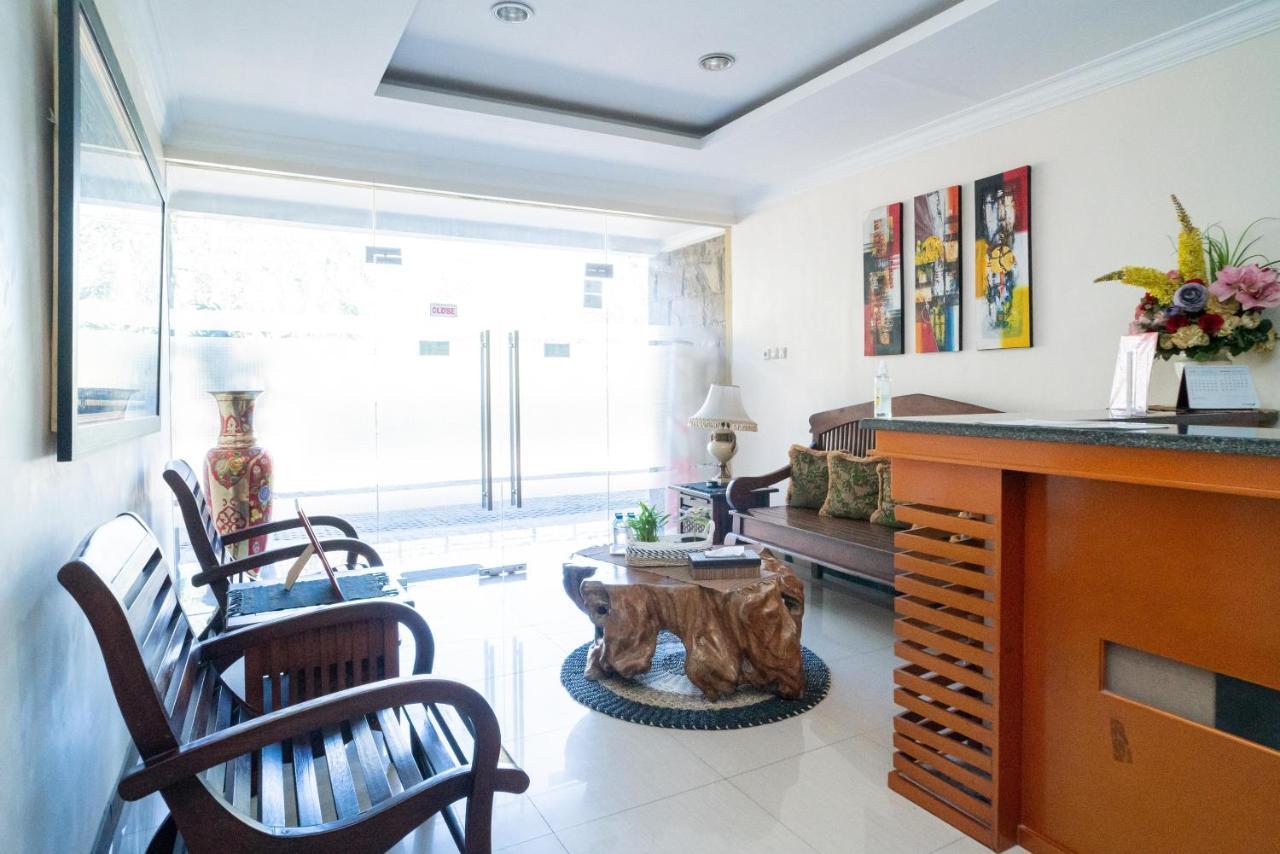 Reddoorz Syariah Near Marvel City Mall 2 Surabaya Buitenkant foto