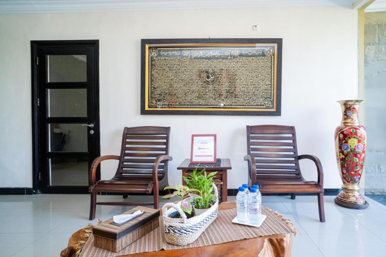 Reddoorz Syariah Near Marvel City Mall 2 Surabaya Buitenkant foto